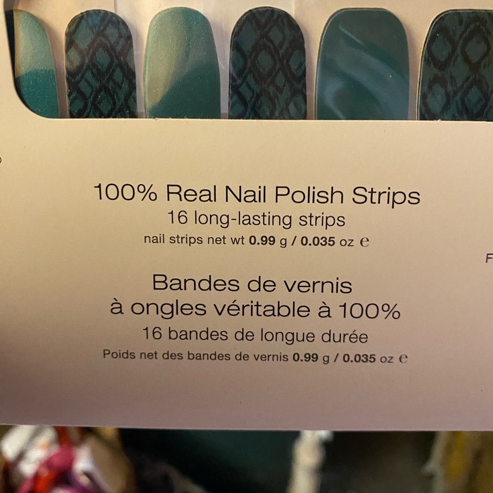 COLOR STREET Teal Nail Polish Strips